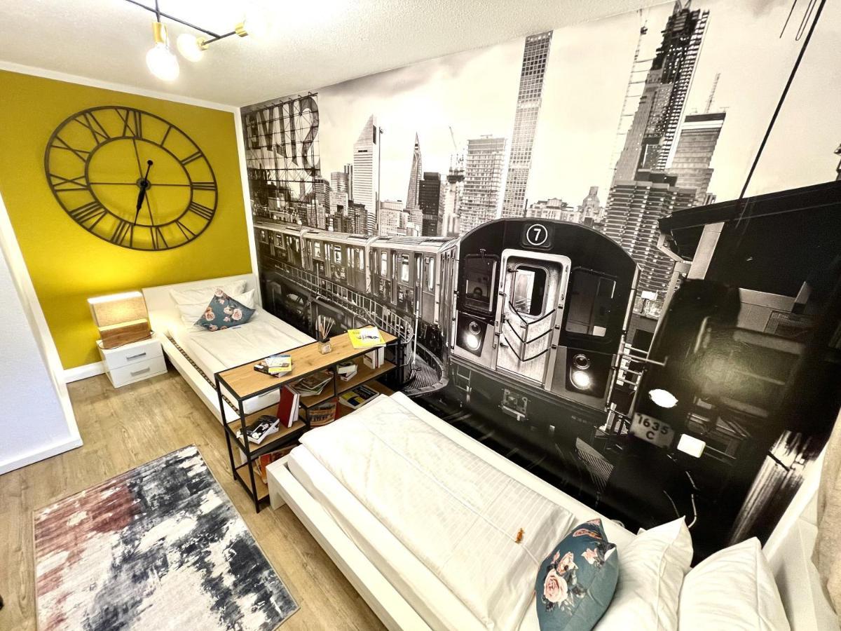 Boutique Apartment Am Bahnhof Freiburg Bagian luar foto