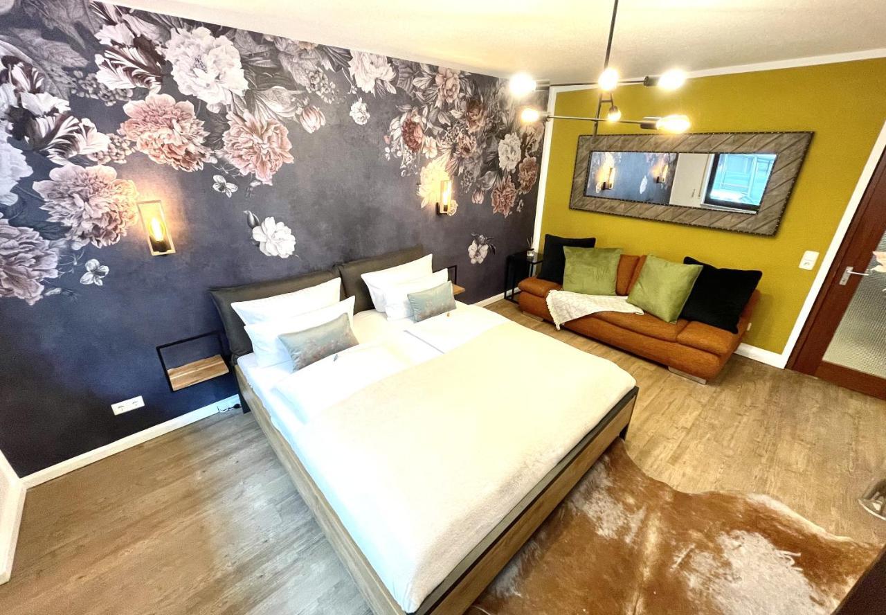 Boutique Apartment Am Bahnhof Freiburg Bagian luar foto