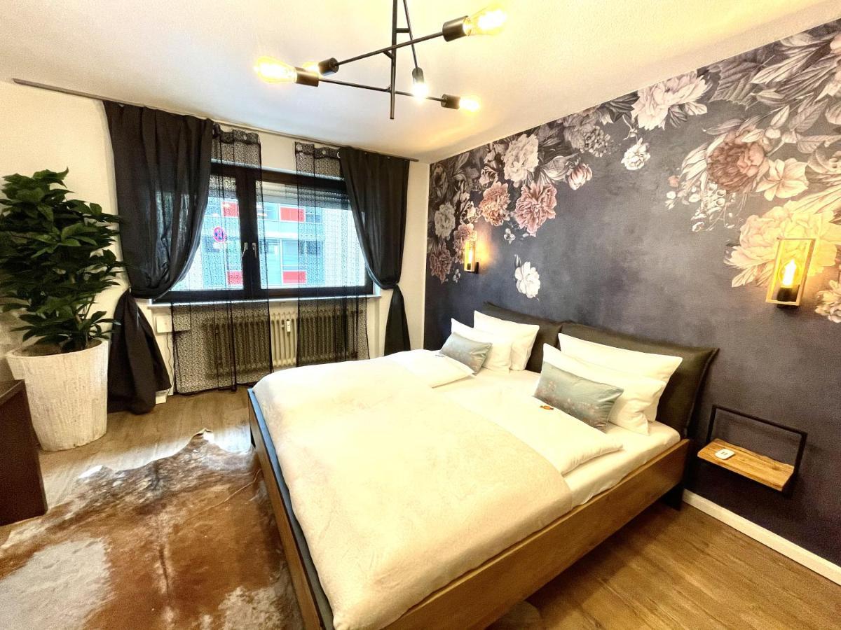 Boutique Apartment Am Bahnhof Freiburg Bagian luar foto