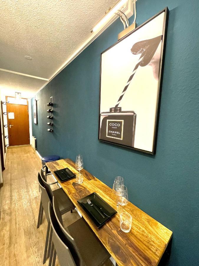 Boutique Apartment Am Bahnhof Freiburg Bagian luar foto